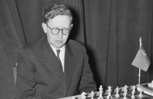 Vasily Vasilyevich Smyslov- The champion who competed in tournaments for 66 years