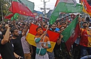 Rivalry forgotten- Demand for justice unites Kolkata football fans